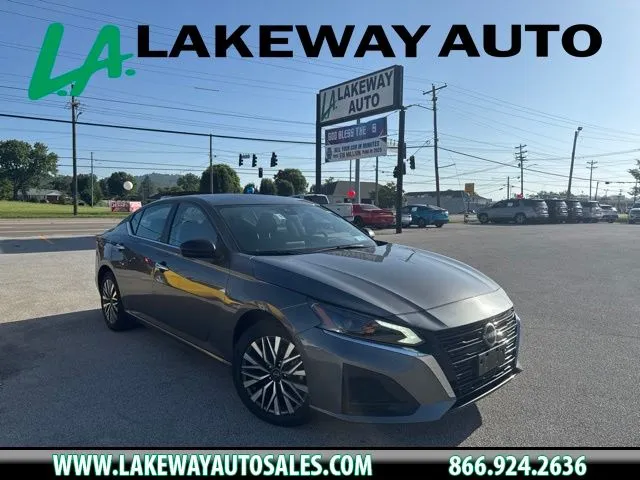 2025 Nissan Altima