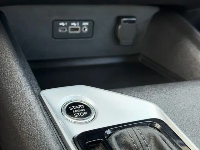 2025 Nissan Altima SV - Photo 14