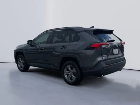 More photos of 2022 Toyota RAV4 Hybrid XLE at Lakeway Auto Sales, TN
