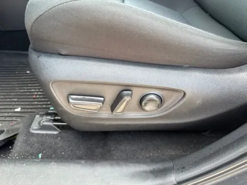 More photos of 2022 Toyota RAV4 Hybrid XLE at Lakeway Auto Sales, TN