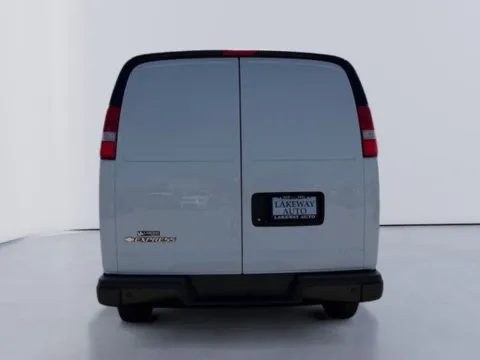 More photos of 2022 Chevrolet Express 2500 Work Van at Lakeway Auto Sales, TN