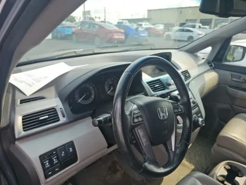 More photos of 2012 Honda Odyssey Touring Elite at Lakeway Auto Sales, TN