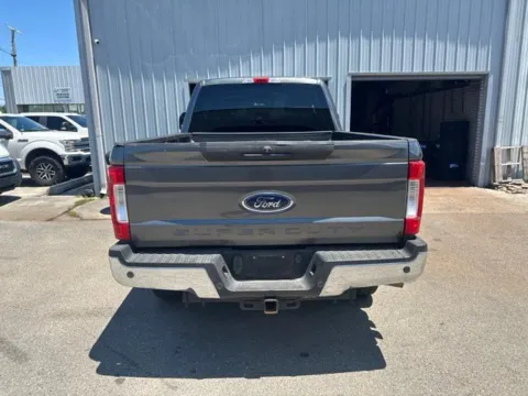 More photos of 2017 Ford F-250SD XLT at Lakeway Auto Sales, TN