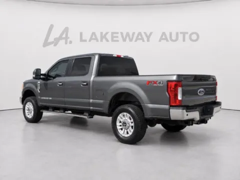 More photos of 2017 Ford F-250SD XLT at Lakeway Auto Sales, TN