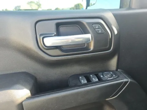 More photos of 2019 Chevrolet Silverado 1500 Custom at Lakeway Auto Sales, TN