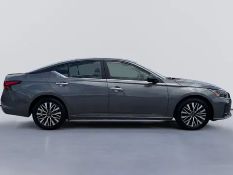 Photos of 2025 Nissan Altima 2.5 SV for sale in Morristown, TN at Lakeway Auto Sales