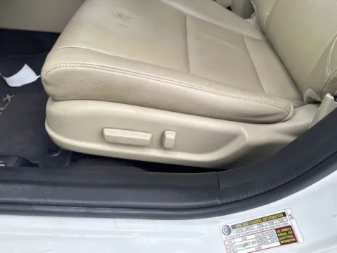 More photos of 2018 Acura ILX at Lakeway Auto Sales, TN
