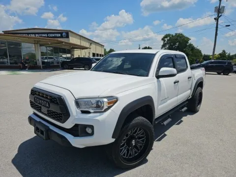 Photos of 2017 Toyota Tacoma TRD Off-Road for sale in Morristown, TN at Lakeway Auto Sales