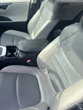 More photos of 2020 Toyota RAV4 Hybrid Limited at Lakeway Auto Sales, TN