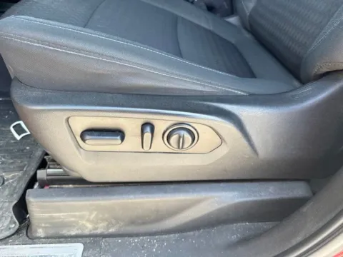 More photos of 2021 GMC Sierra 1500 Elevation at Lakeway Auto Sales, TN