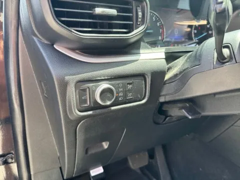 More photos of 2020 Ford Explorer XLT at Lakeway Auto Sales, TN