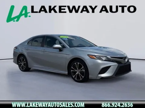 Silver 2019 Toyota Camry SE for sale in Morristown, TN