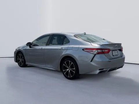 More photos of 2019 Toyota Camry SE at Lakeway Auto Sales, TN
