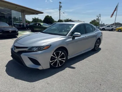 Photos of 2019 Toyota Camry SE for sale in Morristown, TN at Lakeway Auto Sales
