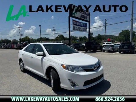 White 2012 Toyota Camry XLE for sale in Morristown, TN