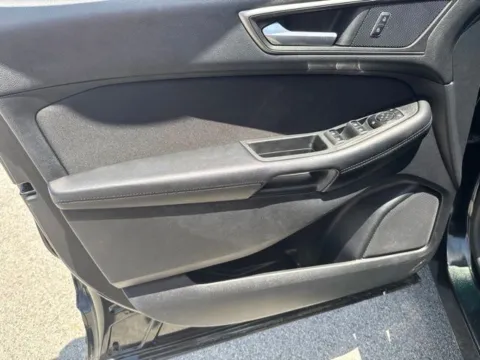 Another view of 2015 Ford Edge SE for sale in Morristown, TN at Lakeway Auto Sales