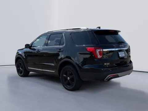 More photos of 2017 Ford Explorer XLT at Lakeway Auto Sales, TN