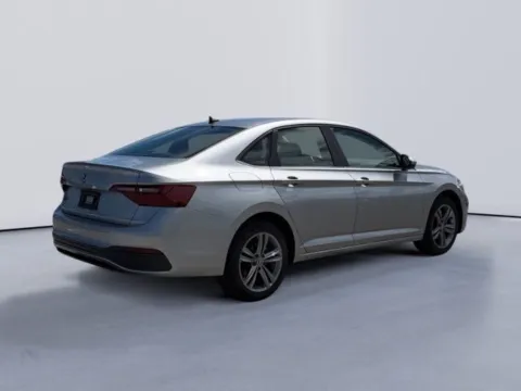 Another view of 2022 Volkswagen Jetta 1.5T SE for sale in Morristown, TN at Lakeway Auto Sales