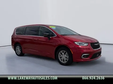 Red 2025 Chrysler Pacifica Select for sale in Morristown, TN