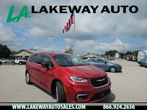 Red 2025 Chrysler Pacifica Select for sale in Morristown, TN