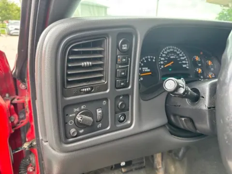 More photos of 2003 Chevrolet Silverado 1500 LS at Lakeway Auto Sales, TN