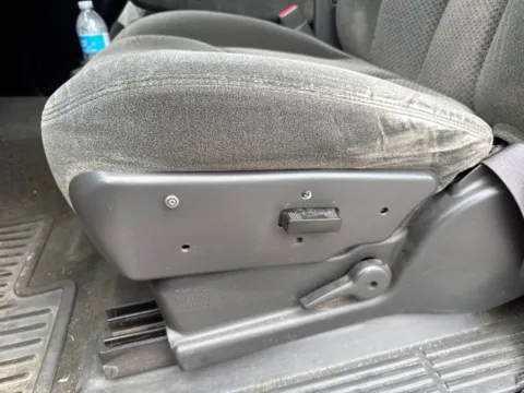 More photos of 2003 Chevrolet Silverado 1500 LS at Lakeway Auto Sales, TN