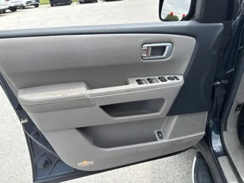 Photos of 2012 Honda Pilot EX-L for sale in Morristown, TN at Lakeway Auto Sales