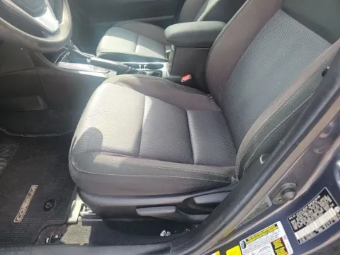 More photos of 2018 Toyota Corolla LE at Lakeway Auto Sales, TN