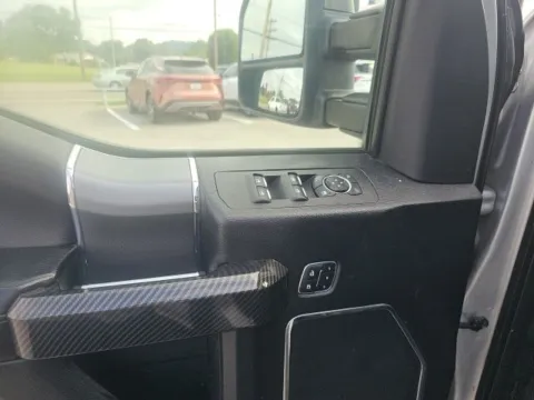 More photos of 2015 Ford F-150 Lariat at Lakeway Auto Sales, TN