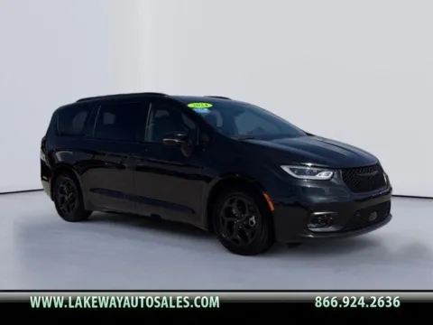 Black 2024 Chrysler Pacifica Hybrid Select Premium S Appearance for sale in Morristown, TN