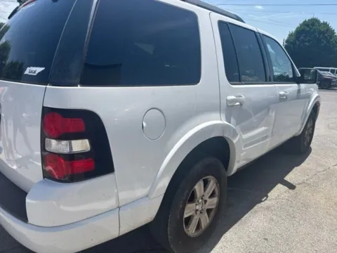 More photos of 2010 Ford Explorer XLT at Lakeway Auto Sales, TN