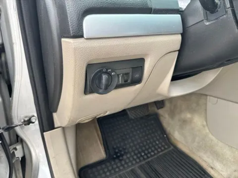 More photos of 2009 Mercury Milan at Lakeway Auto Sales, TN