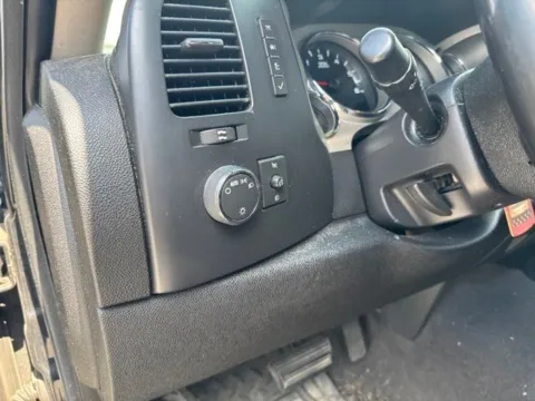 More photos of 2007 Chevrolet Silverado 1500 LT at Lakeway Auto Sales, TN
