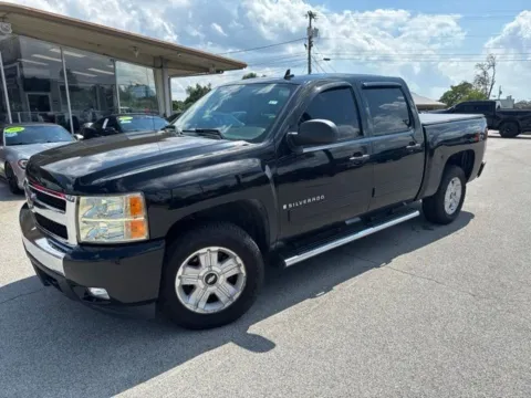 Photos of 2007 Chevrolet Silverado 1500 LT for sale in Morristown, TN at Lakeway Auto Sales