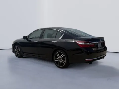 More photos of 2017 Honda Accord Sport at Lakeway Auto Sales, TN