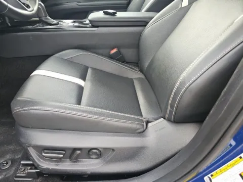 More photos of 2025 Toyota Camry SE at Lakeway Auto Sales, TN