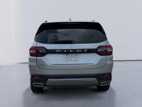 More photos of 2026 Honda Pilot Elite at Lakeway Auto Sales, TN