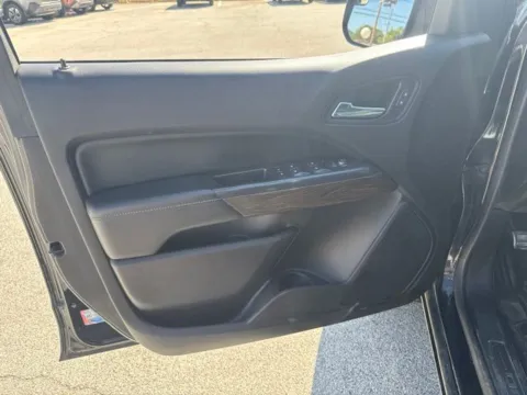 More photos of 2018 GMC Canyon Denali at Lakeway Auto Sales, TN