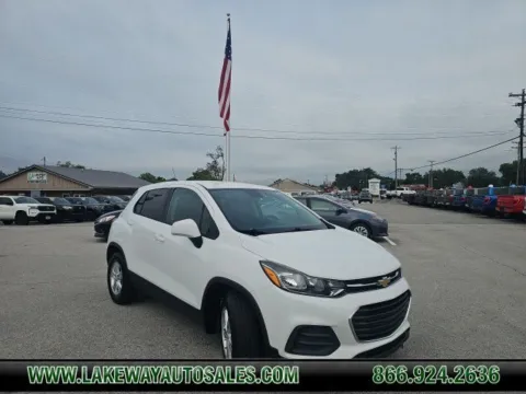 White 2022 Chevrolet Trax LS for sale in Morristown, TN
