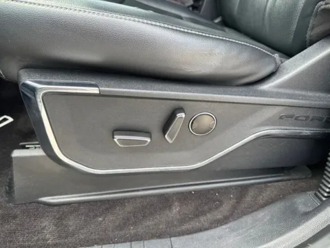More photos of 2021 Ford F-150 Lariat at Lakeway Auto Sales, TN