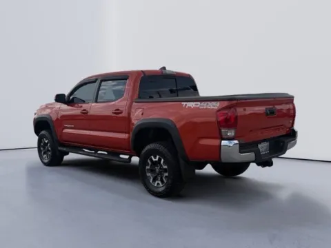 More photos of 2017 Toyota Tacoma TRD Off-Road at Lakeway Auto Sales, TN