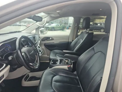 Another view of 2017 Chrysler Pacifica Touring L for sale in Morristown, TN at Lakeway Auto Sales