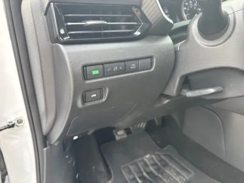 More photos of 2024 Nissan Sentra SR at Lakeway Auto Sales, TN