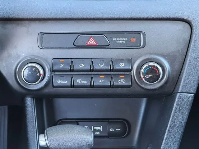 2018 Kia Sportage LX - Photo 10