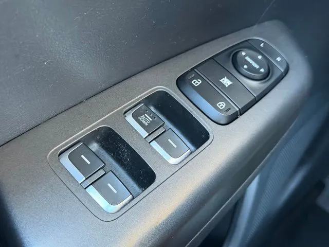 2018 Kia Sportage LX - Photo 18