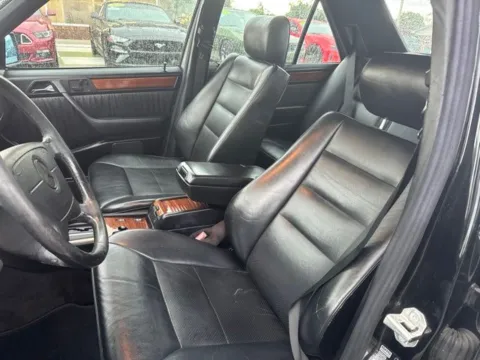 More photos of 1994 Mercedes-Benz E-Class E 320 at Lakeway Auto Sales, TN
