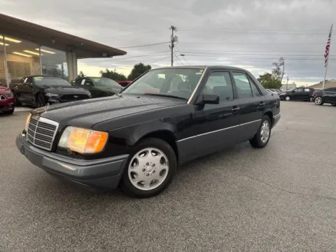 Photos of 1994 Mercedes-Benz E-Class E 320 for sale in Morristown, TN at Lakeway Auto Sales