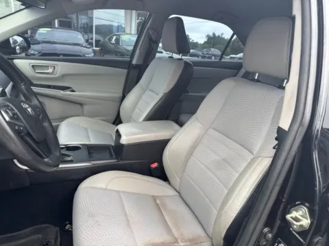More photos of 2016 Toyota Camry SE at Lakeway Auto Sales, TN