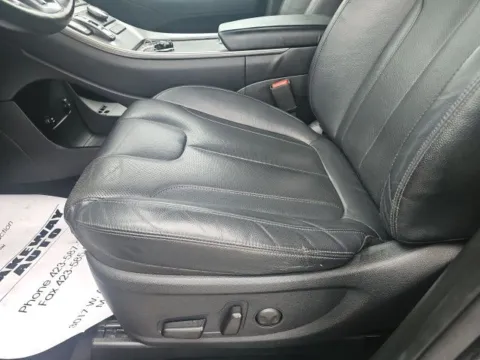 More photos of 2020 Hyundai Palisade SEL at Lakeway Auto Sales, TN