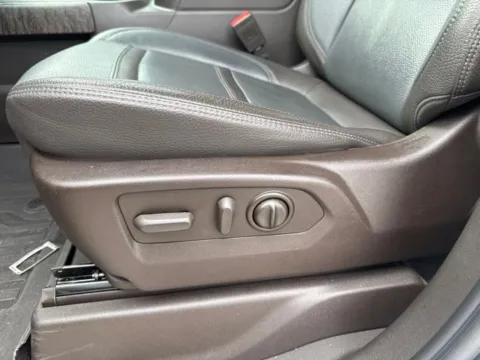 More photos of 2021 GMC Sierra 1500 Denali at Lakeway Auto Sales, TN